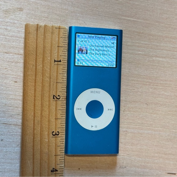 Apple iPod Nano 2ndGen 4GB Silver Model:A1199 Tested Good w/Charg 411 Songs-Read - Picture 14 of 14